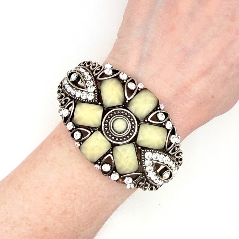 Yuhong Vintage Flower Clamper Bracelet Cream Glass AB Crystal Silver Tone Boho